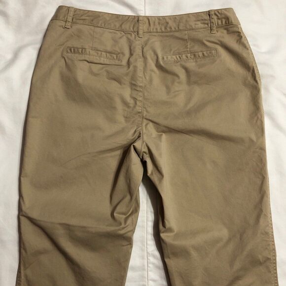 Womens Amazon Essentials Khaki Pants Size 8 - Picture 3 of 9